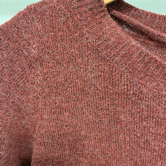 Burgundy bell-sleeve sweater - Picture 3 of 3
